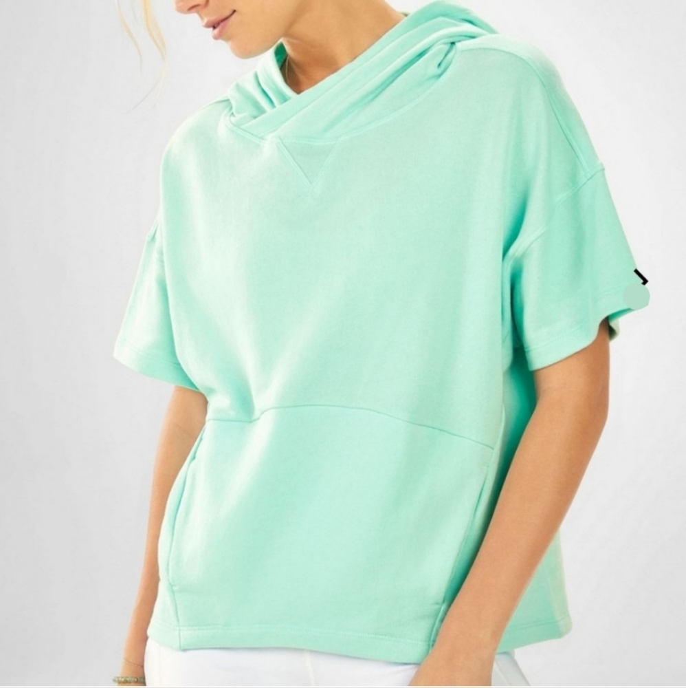 NWT Fabletics Womens Green Hadley Hi-Low Short Sleeve Tee Hoodie Size XS Pockets